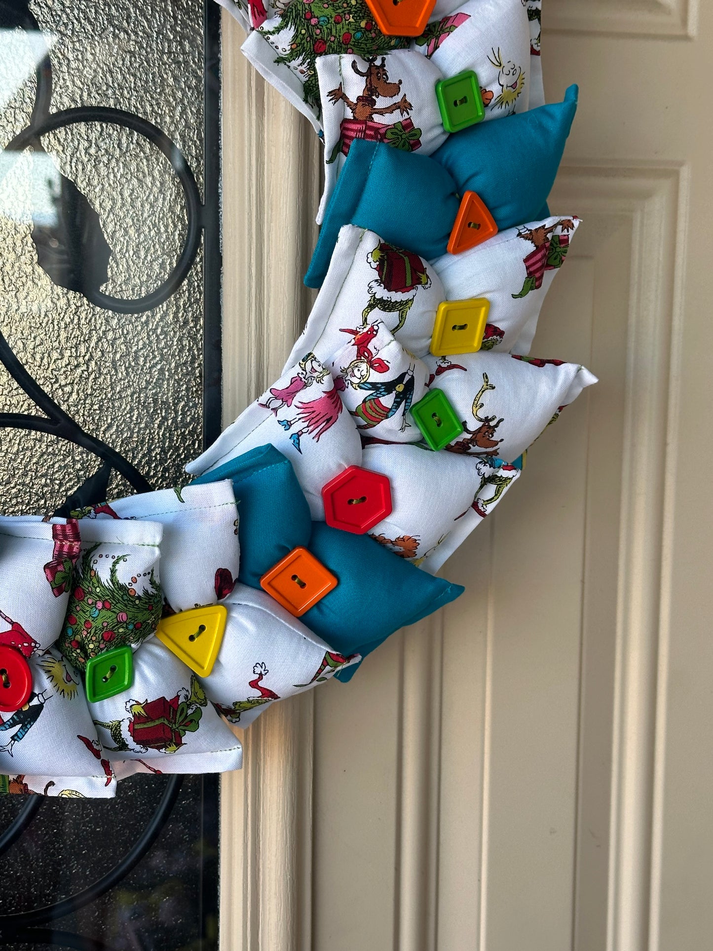 14" Dr. Seuss Grinch Wreath